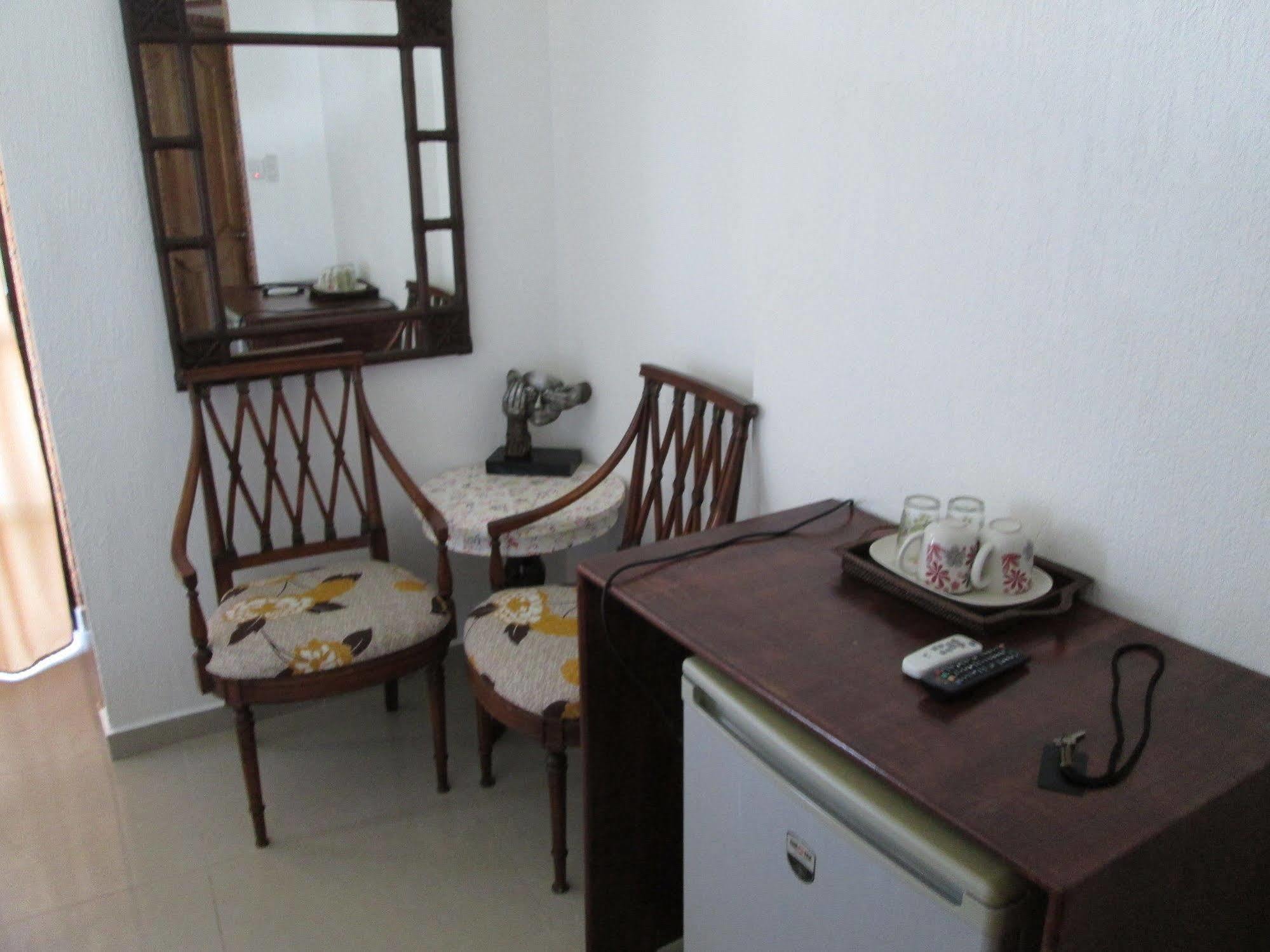 Amigos Beach Resort Balabag  Екстериор снимка