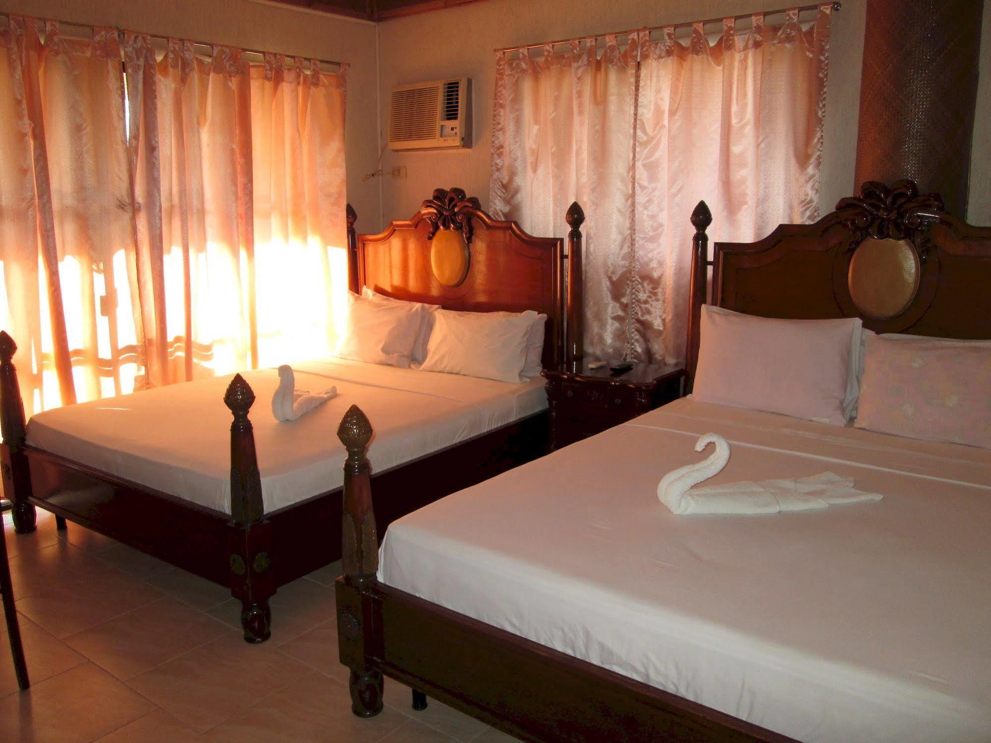 Amigos Beach Resort Balabag  Екстериор снимка